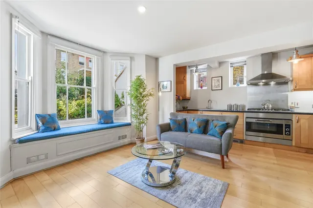 Elsynge Road, London, SW18, photo 3