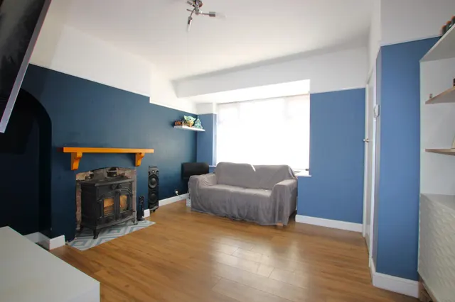 Talbot Road, Rushden, NN10, photo 2
