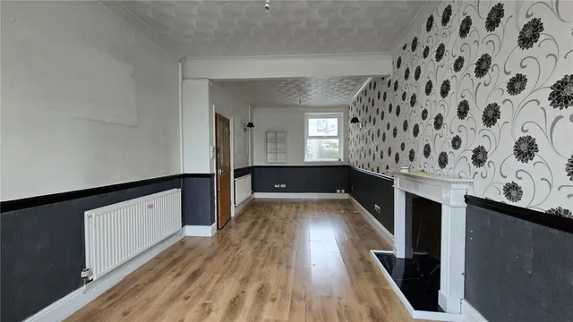 Maeshyfryd Road, Holyhead, LL65, photo 2