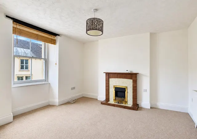 North Parade, Frome, BA11, photo 2