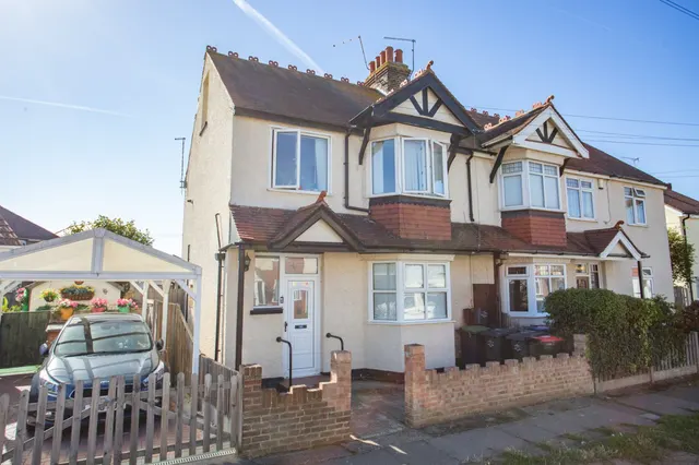Bognor Drive, Herne Bay, CT6, photo 1