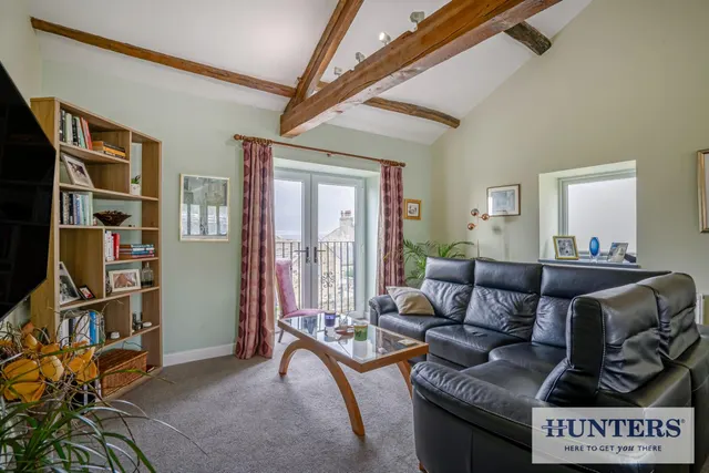 Town Street, Rawdon, LS19, photo 2