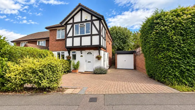 Warnford Road, Orpington, BR6, photo 1