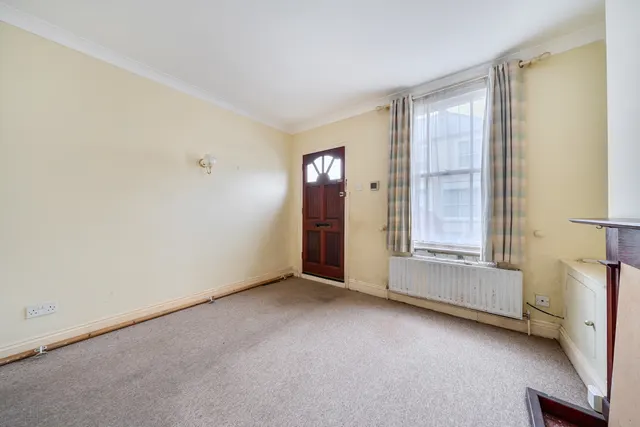 Photo 2 — Beech Road, Sevenoaks, TN13