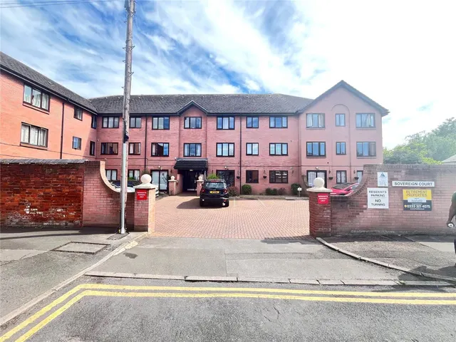 Henry Street, Gloucester, Gloucestershire, GL1, photo 1