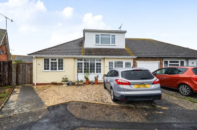 Gill Way, Selsey, PO20, photo 1