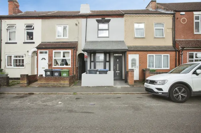 Cambridge Street, Rugby, photo 1