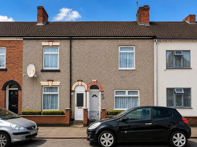 Victoria Street, Rugby, CV21 2HN, photo 1
