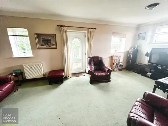 Horsebridge Hill, Newport, PO30, photo 3