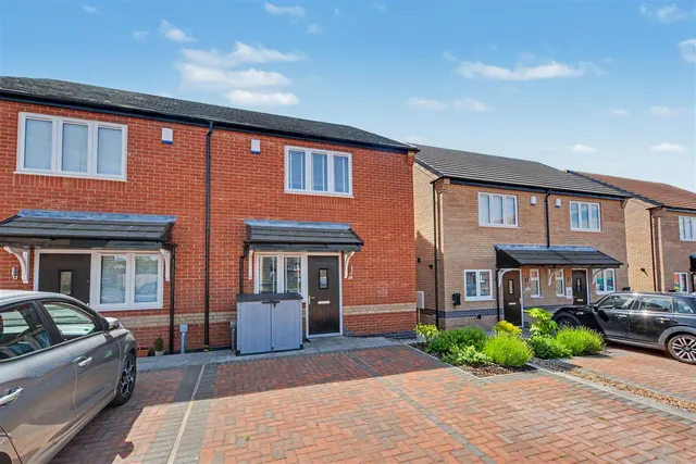 Berne Close, Bestwood Village, NG6, photo 1