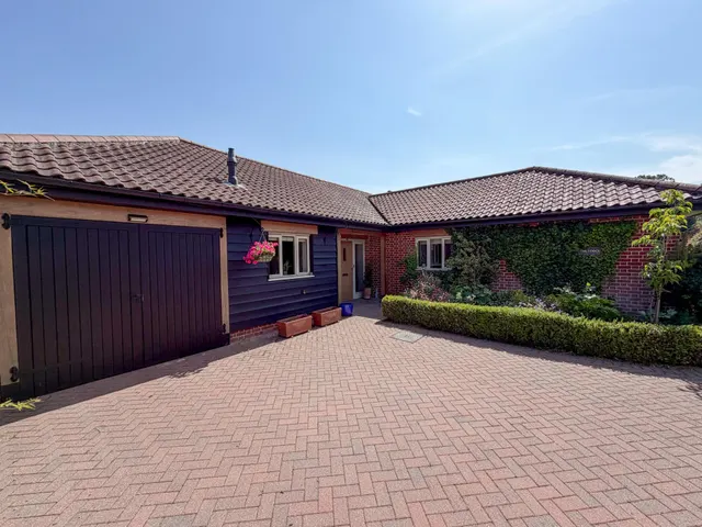 Moores Lane, East Bergholt, photo 2
