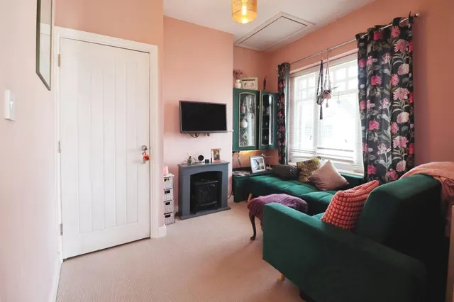 Orchard Place, Cardiff, CF11, photo 3