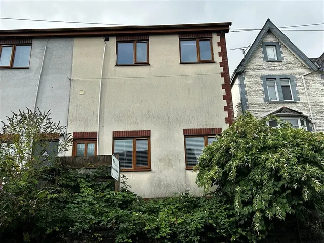 Wood Road, Pontypridd, CF37, photo 1