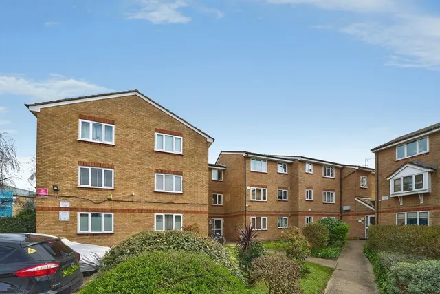 Thant Close, London, E10, photo 1