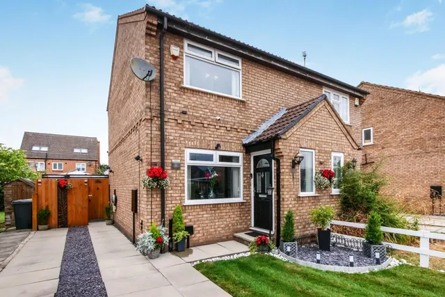 Lindley Wood Grove, York, photo 1