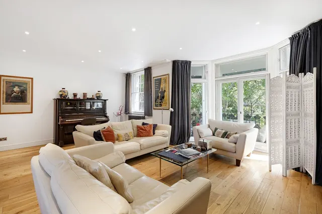 Holland Park Avenue, Holland Park, W11, photo 3