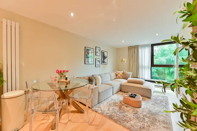 18 Carter House, 33 Petergate, London, photo 1