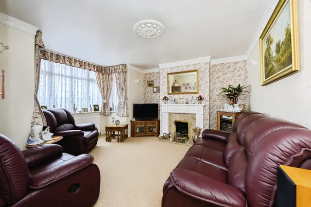 Marlpit Lane, Coulsdon, CR5, photo 2