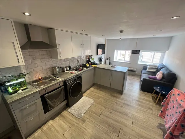 Old School Drive, Manchester, M9, photo 2