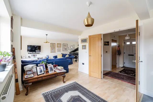 Manor End, Cheltenham, GL51, photo 3