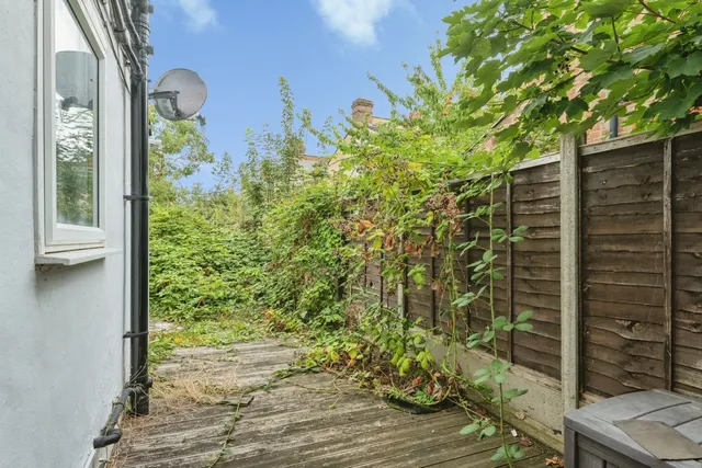 Laleham Road, London, SE6, photo 3