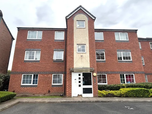 Waterfront Way, Walsall, photo 1