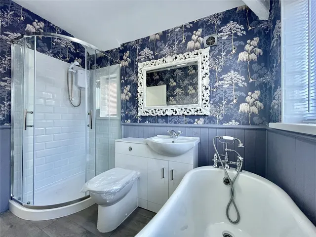 Hinton Road, Runcorn, WA7, photo 2