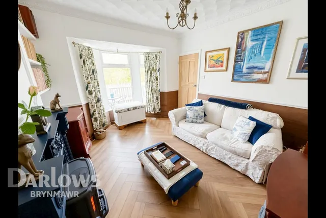 Aberbeeg Road, Abertillery, photo 3
