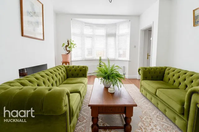 Coronation Road, Nottingham, NG15, photo 2