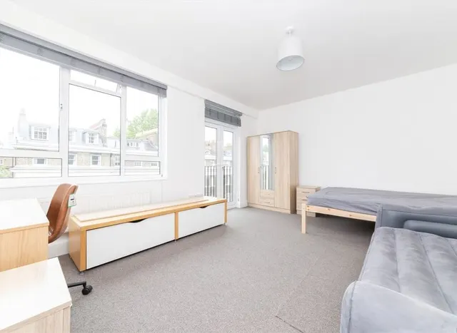 Photo 2 — Endsleigh Street, Bloomsbury, WC1H