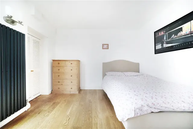 Warwick Way, Pimlico, SW1V, photo 3