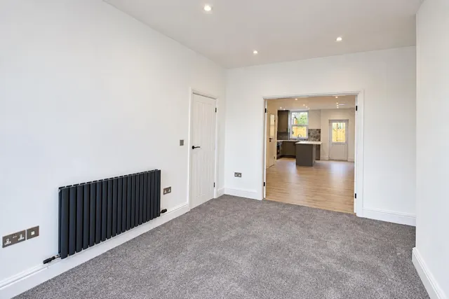 Falcon Avenue, Darwen, BB3, photo 2