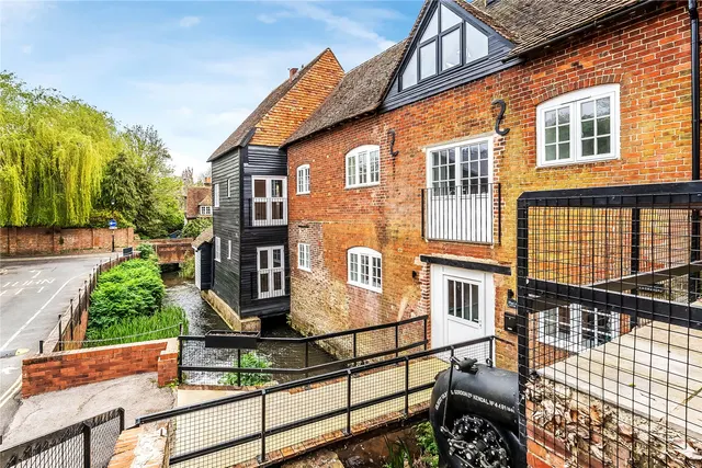 Mill Lane, Godalming, GU7, photo 3
