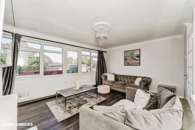 Ordnance Road, London, E16, photo 1