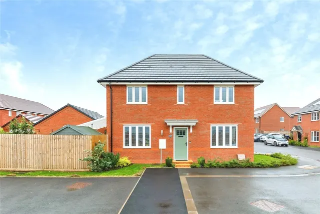 Fennel Grove, Warwick, CV34, photo 1