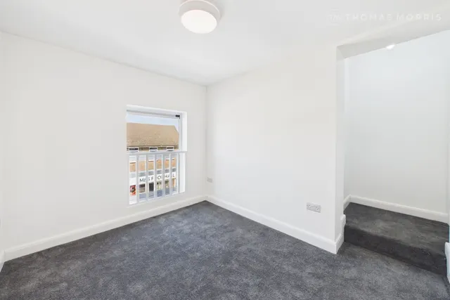 High Street, St. Neots, PE19, photo 3
