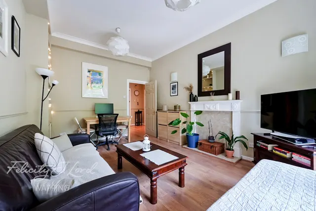 Cartwright Street, Tower Hill, E1, photo 1