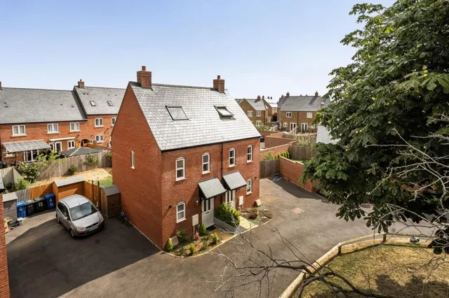 Jenkinson Road, Banbury, OX16, photo 1