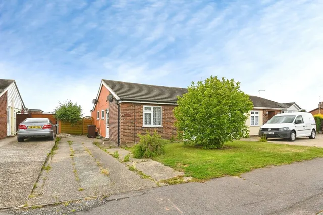 St. Andrews Road, Weeley, Clacton-on-Sea, Essex, CO16, photo 1