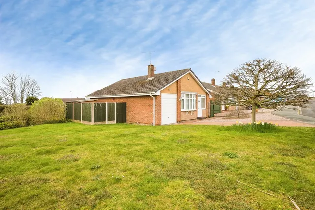 Ffordd Cynan, Borras, LL12, photo 2