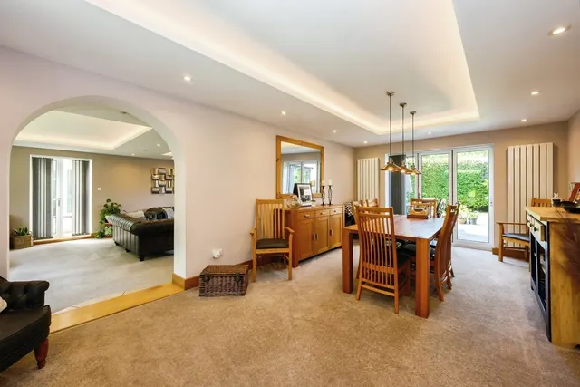 Photo 3 — Kearton Close, Kenley, CR8