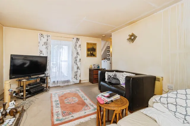 Babbacombe Road, Torquay, TQ1, photo 2