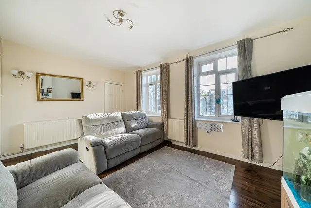 Grangemill Way, SE6, photo 1