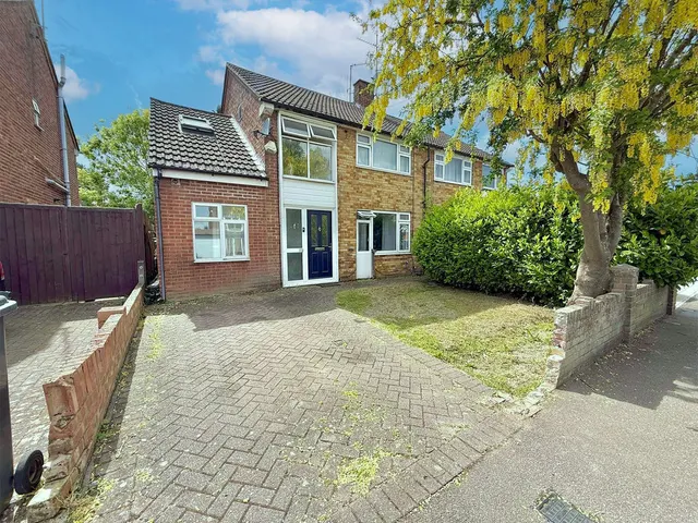 Evelyn Road, Dunstable LU5 4NQ, photo 1