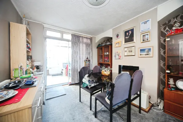 Neville Road, Luton, LU3, photo 3