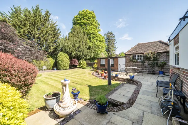 Photo 2 — The Gardens, Watford, WD17