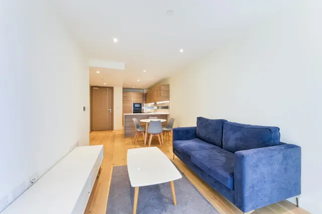 Deveraux House, Royal Arsenal Riverside, SE18, photo 2