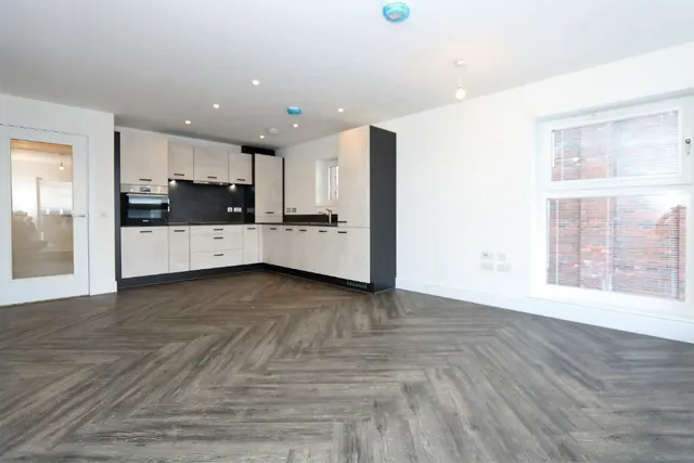 Festival Court, Glasgow, G51, photo 2