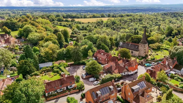 North Lane, West Hoathly, RH19, photo 2