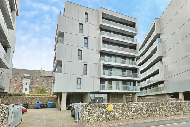 Geoffrey Watling Way, Norwich, NR1, photo 1